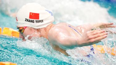 加泰电台：拉波尔塔想请前球员回诺坎普拍照，梅西不太可能去